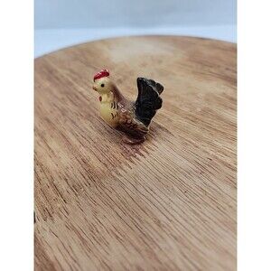 Hagen Renaker 1950's Miniature Ceramic Bantie Rooster Chicken Figurine 1.5"